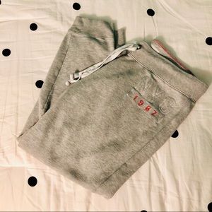*SOLD* GUC Aeropostale cropped sweatpants
